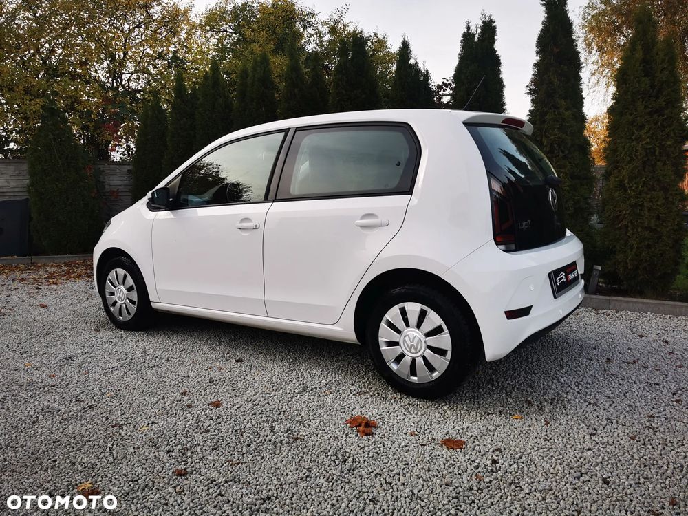 Volkswagen up! high - 29