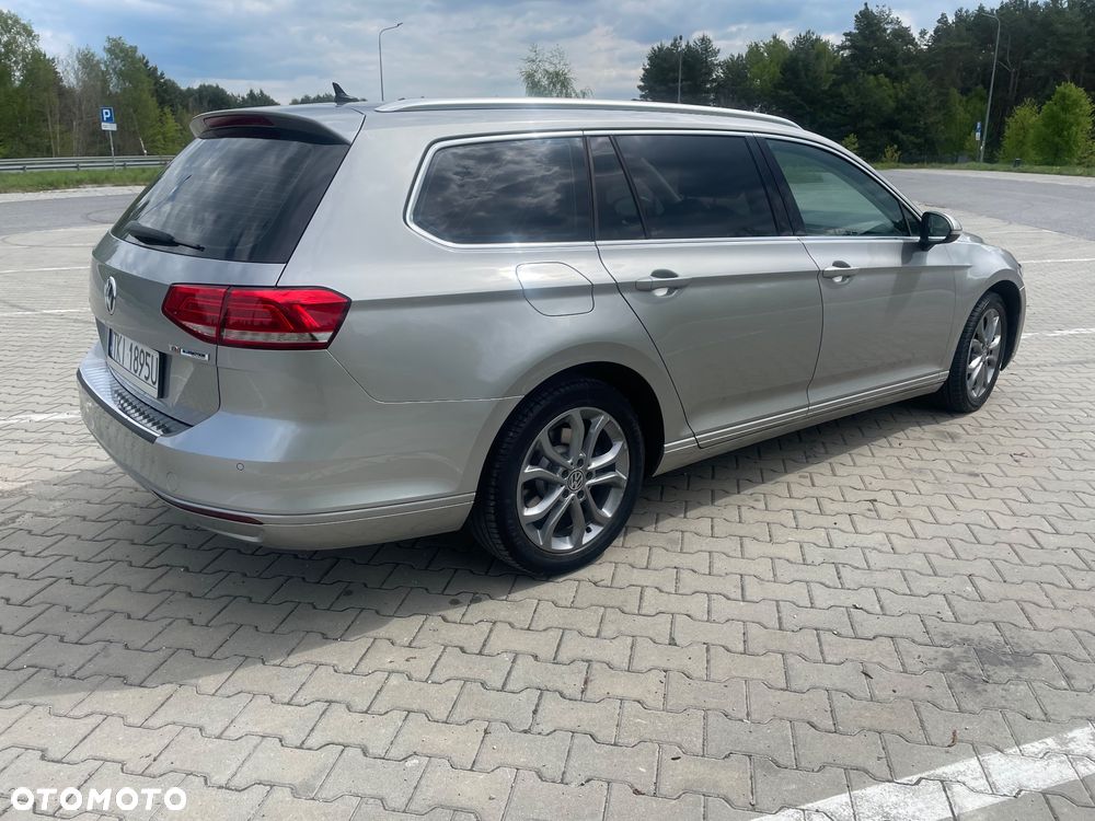 Volkswagen Passat - 13