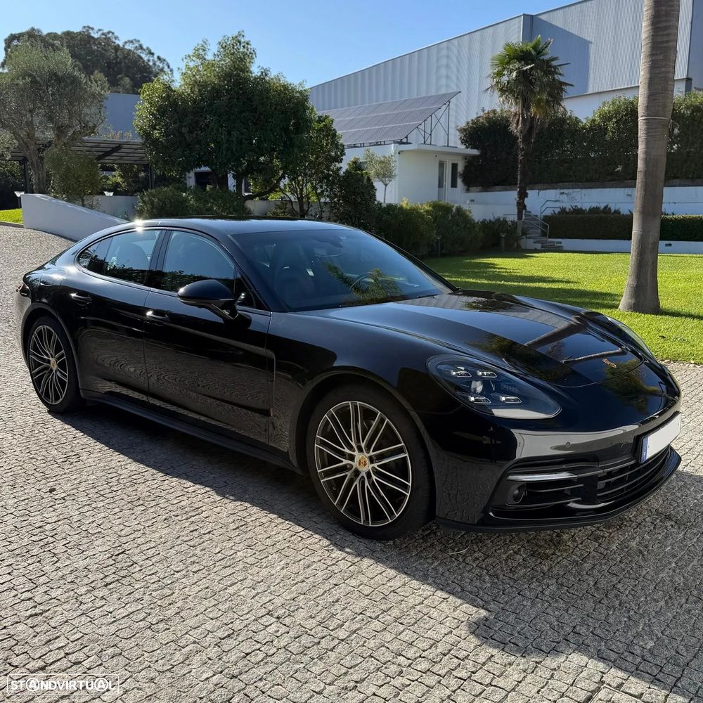 Porsche Panamera 4 S - 4
