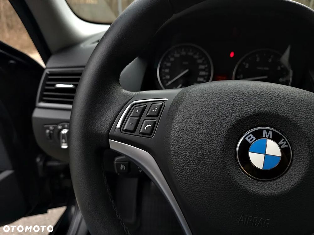 BMW X1 sDrive18i xLine - 31