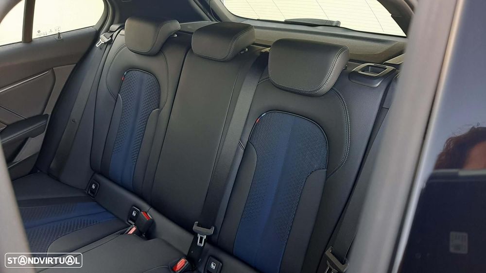 BMW 116 d Pack Desportivo M - 17