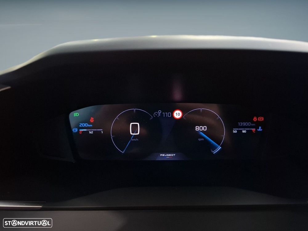 Peugeot 2008 1.2 PureTech Allure - 19
