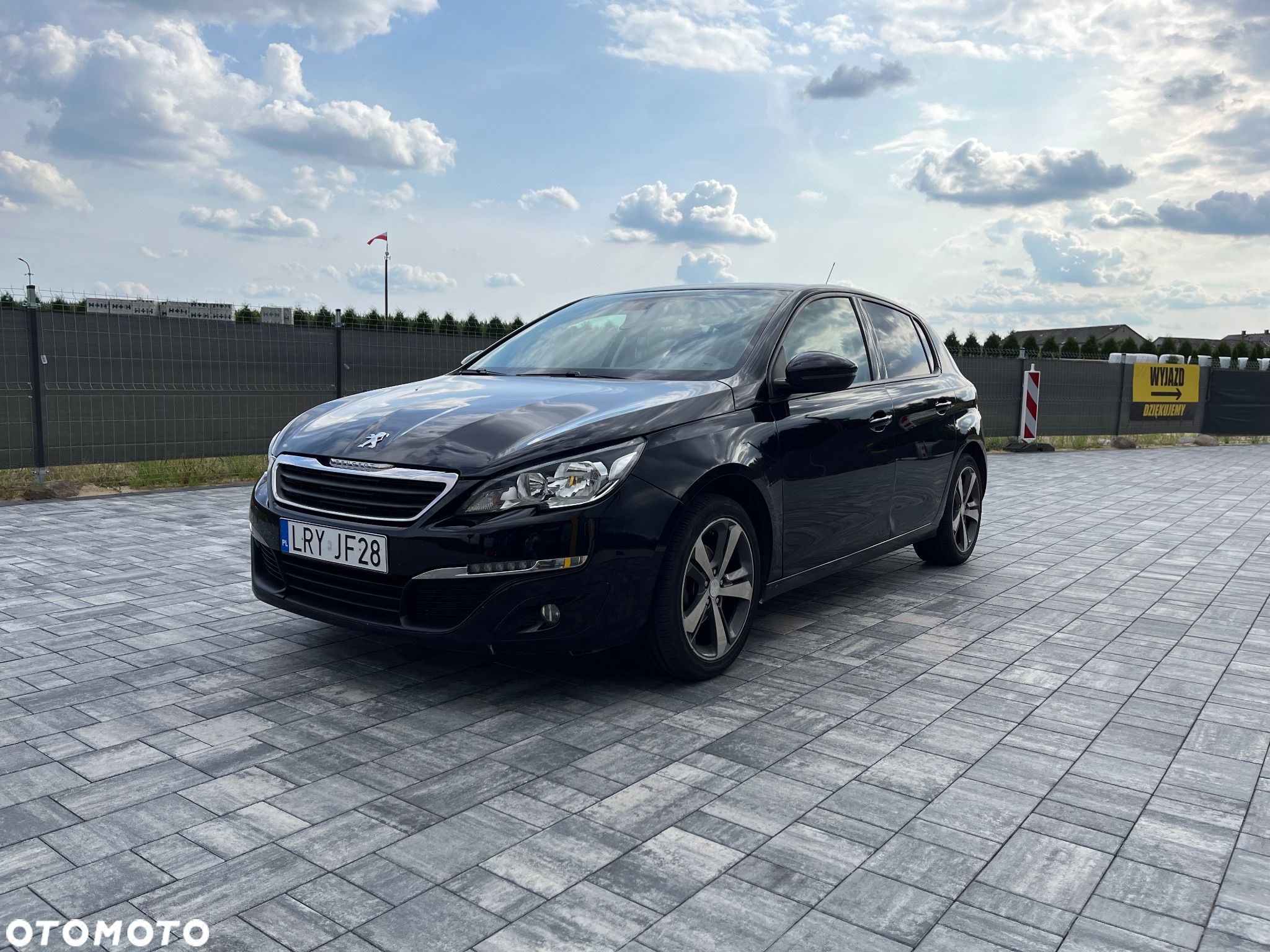 Peugeot 308 1.2 PureTech Active S&S - 1