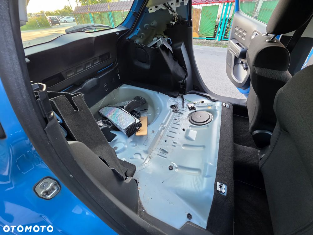 Citroën C3 Pure Tech 82 SHINE - 13