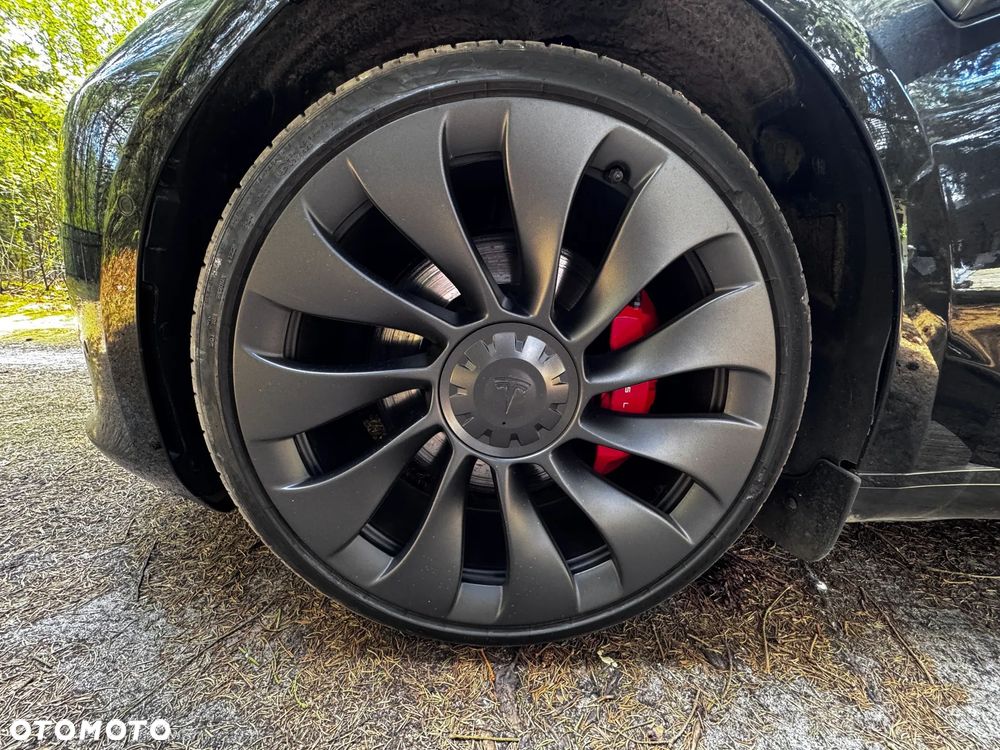Tesla Model 3 - 17