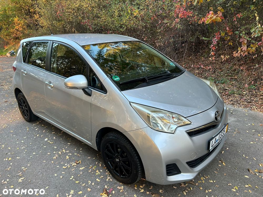 Toyota Verso S 1.33 Premium - 6