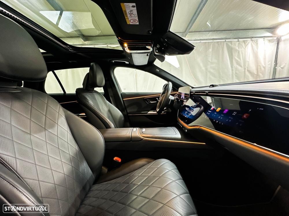 Mercedes-Benz E 300 e AMG Line - 31