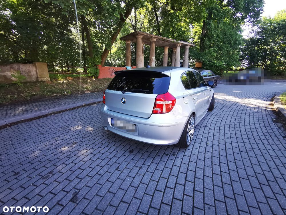 BMW Seria 1 116d - 15