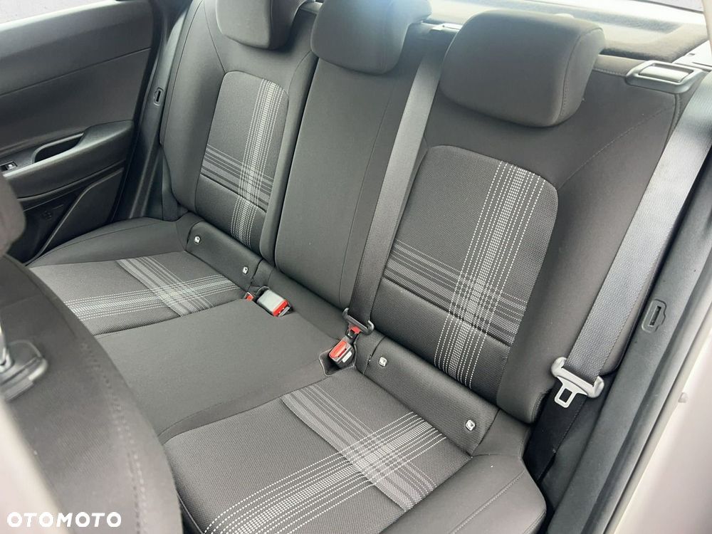 Hyundai i20 - 21