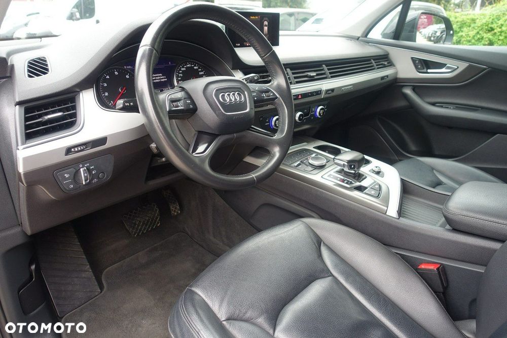 Audi Q7 - 9