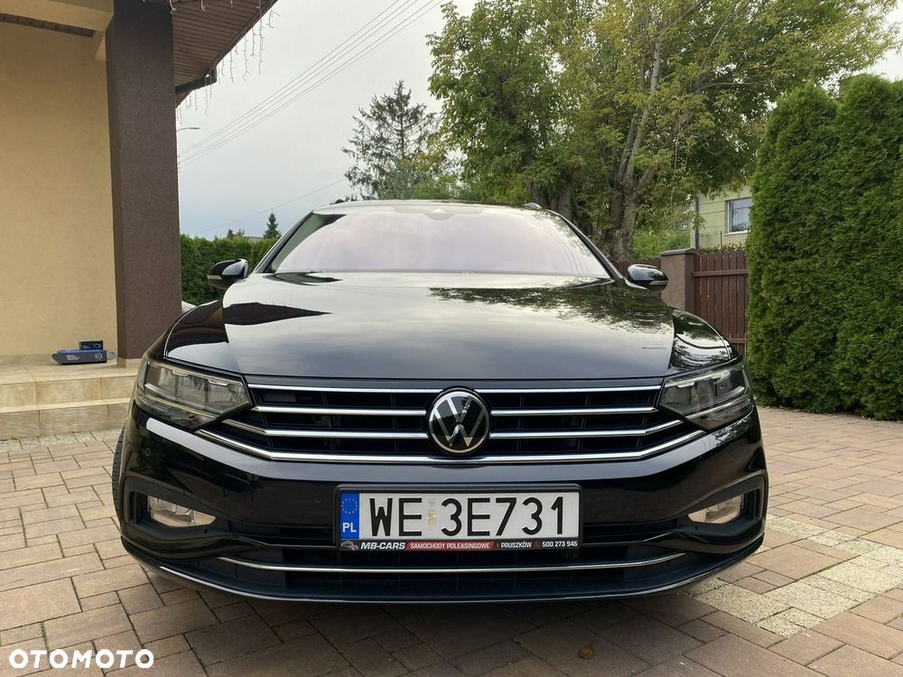 Volkswagen Passat - 4