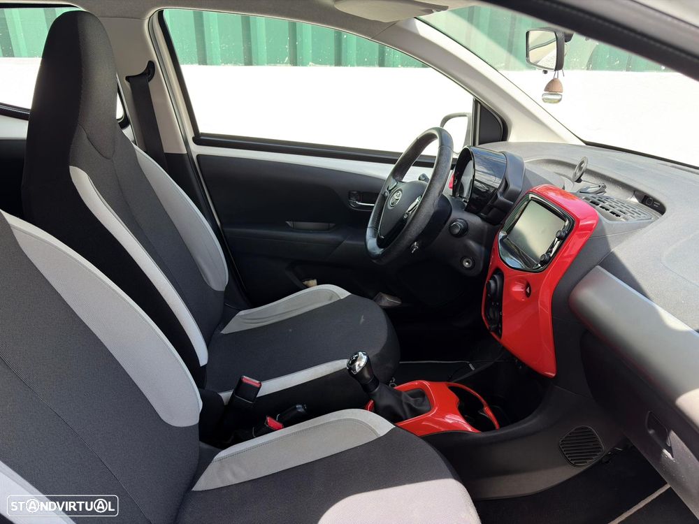 Toyota Aygo 1.0 X-Play+AC+X-Touch - 11