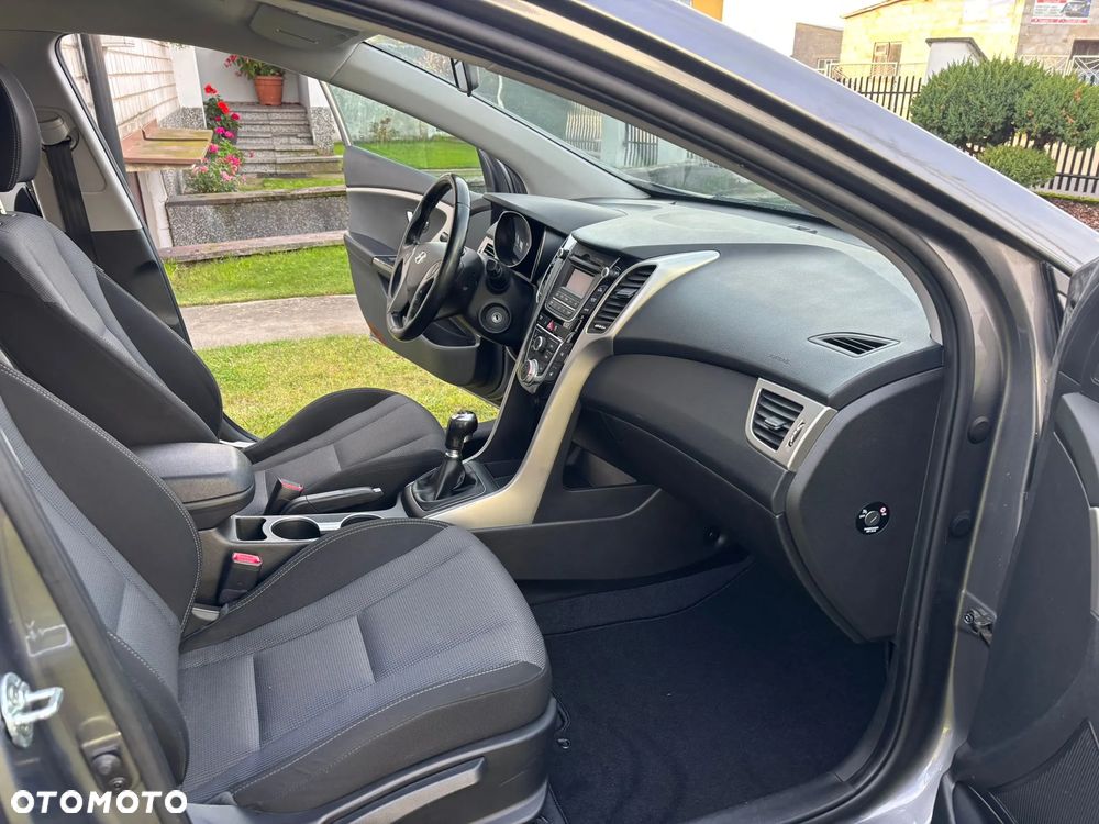 Hyundai i30 - 16