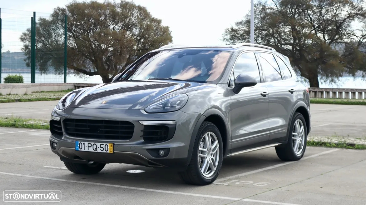Porsche Cayenne S - 16