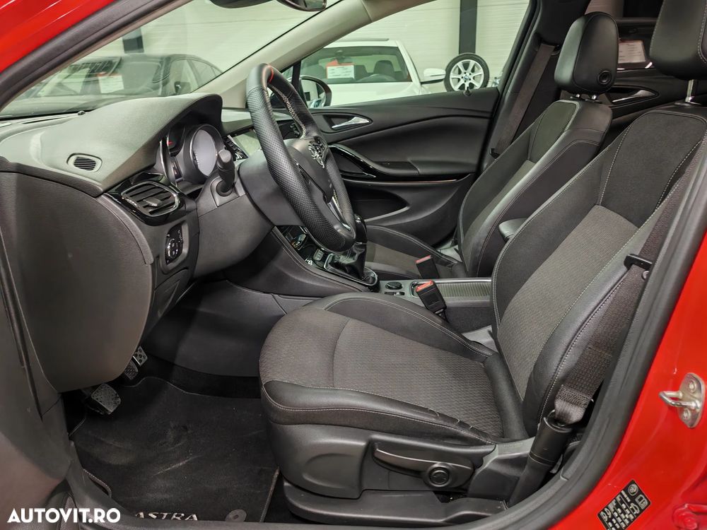 Opel Astra 1.6 CDTI ECOTEC Start/Stop Cosmo - 13