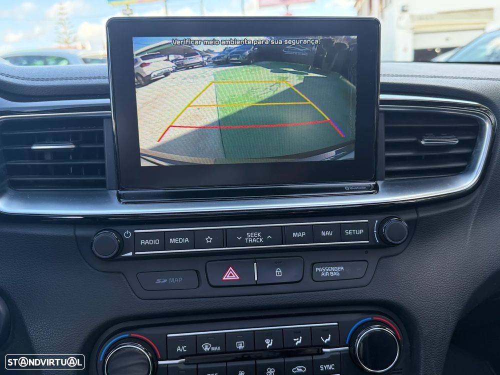 Kia Ceed SW 1.4 T-GDI DCT OPF Platinum Edition - 35