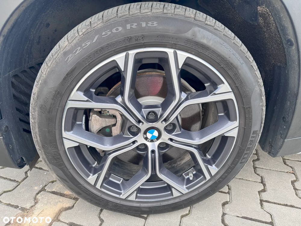 BMW X1 - 13