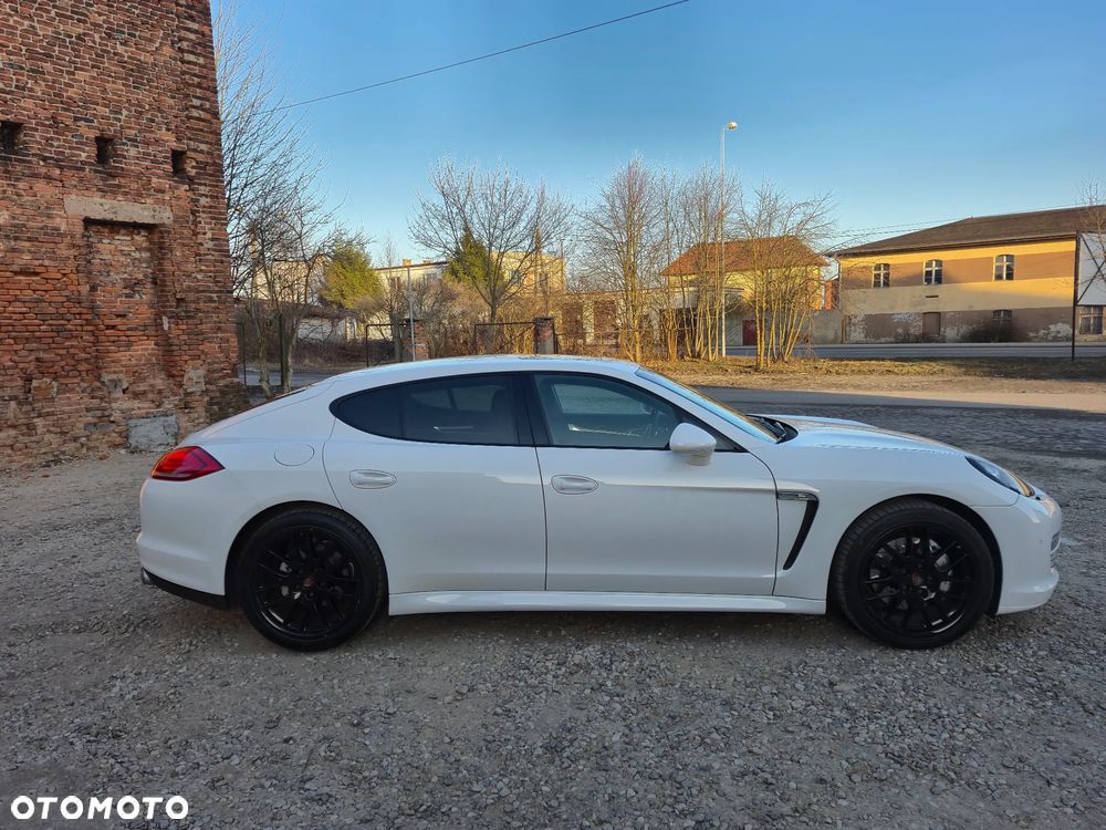 Porsche Panamera 4S PDK - 7
