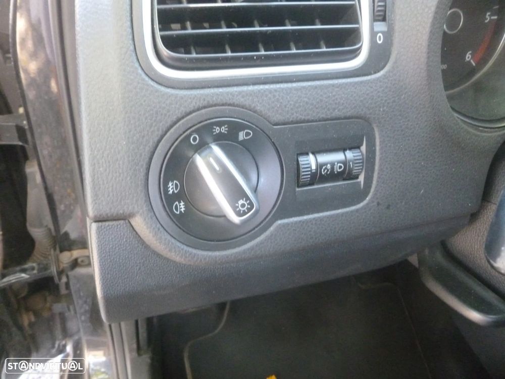 VW Polo 1.6 TDI Highline - 25