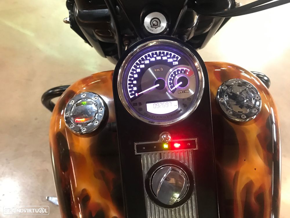 Harley-Davidson FLHR Road King - 7