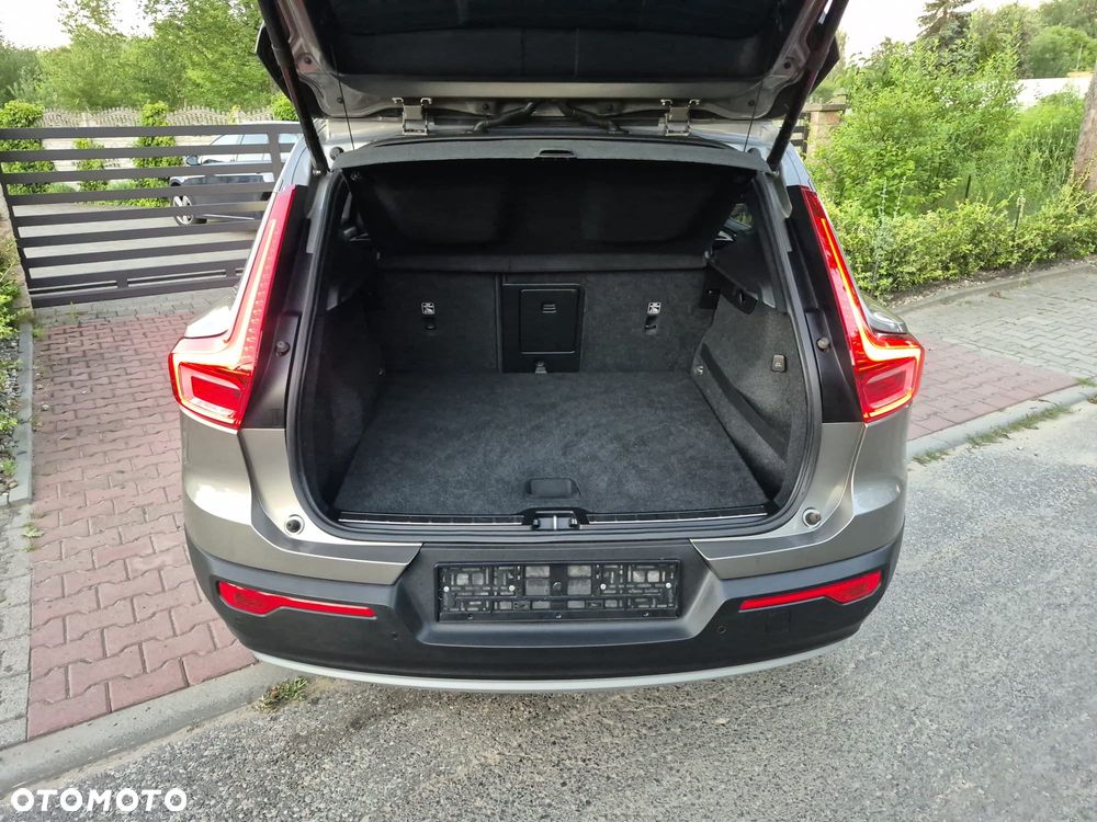 Volvo XC 40 - 38
