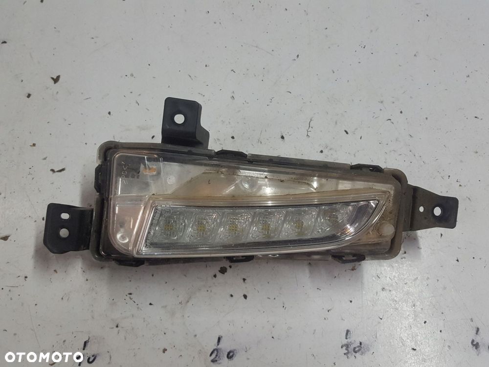 SUZUKI VITARA 3 III 15r- ŚWIATŁO LED JAZDY DZIENNEJ DRL PRAWY - 2