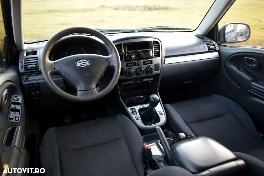 Suzuki Grand Vitara 2.0 TD - 8