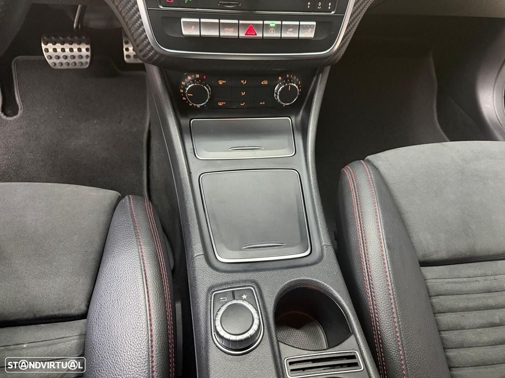Mercedes-Benz A 180 7G-DCT AMG Line - 32