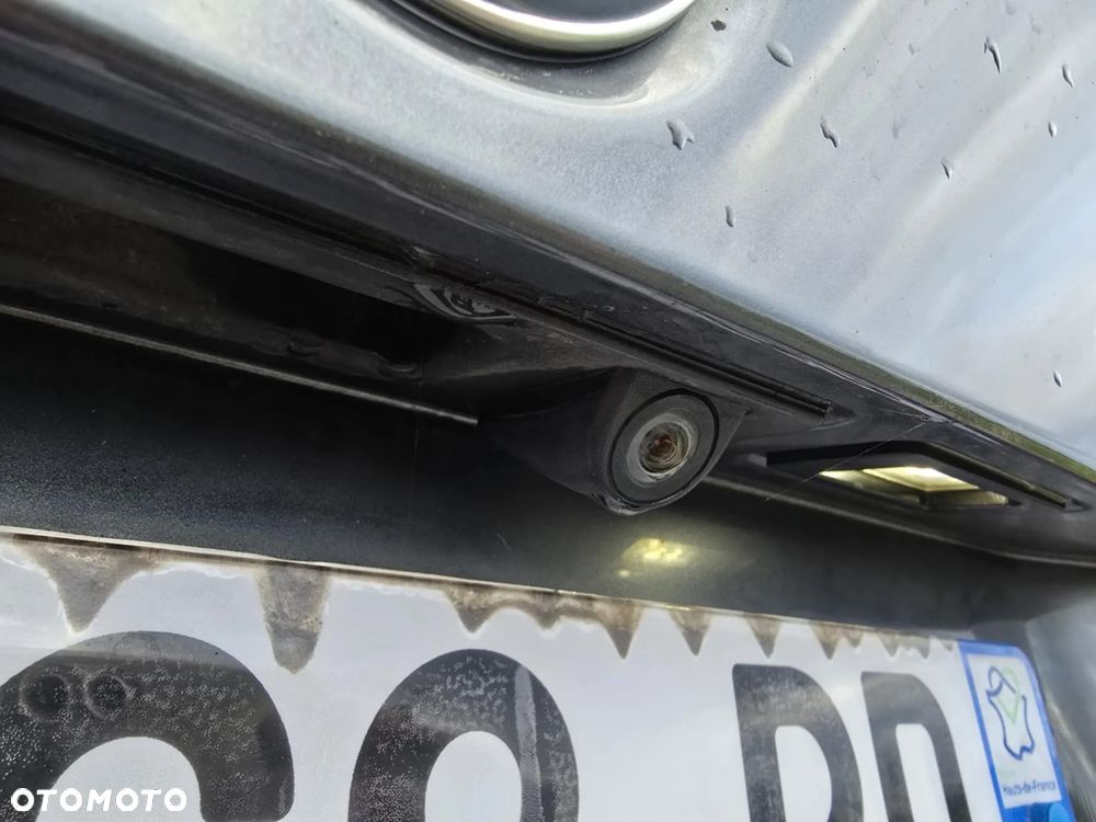 BMW Seria 3 318d Touring Advantage - 6