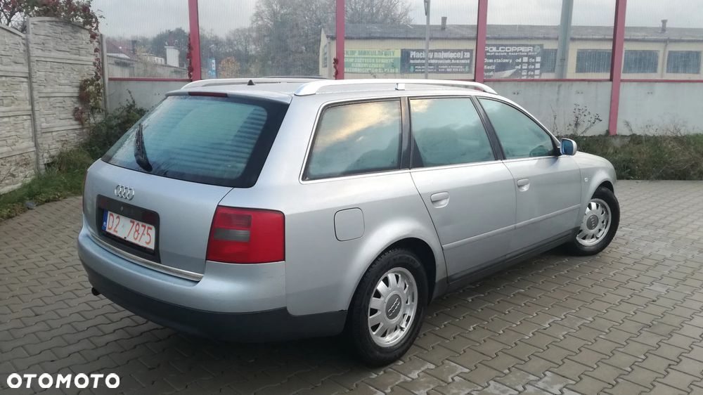 Audi A6 Avant 2.4 Quattro - 27