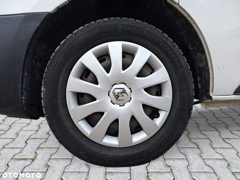 Renault Trafic - 12
