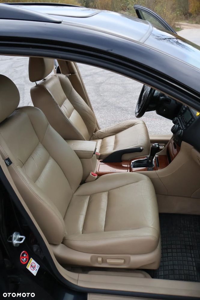Honda Accord - 17