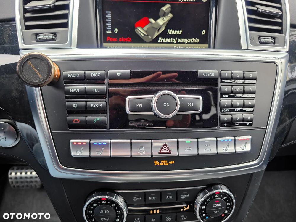 Mercedes-Benz ML 63 AMG 4-Matic - 16