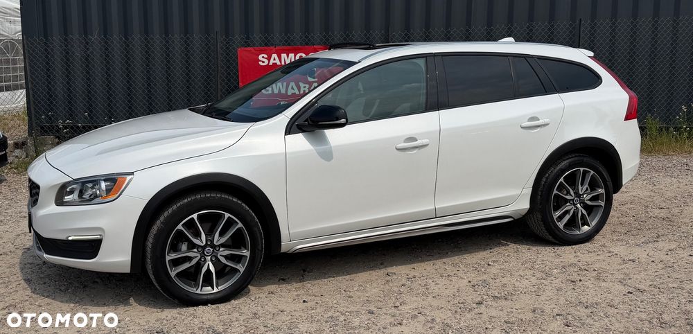 Volvo V60 Cross Country T5 AWD Geartronic Summum - 5