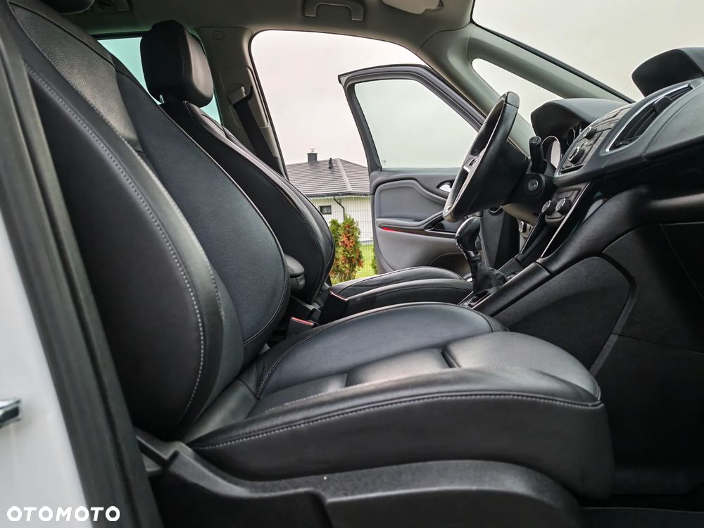 Opel Zafira 2.0 CDTI Cosmo - 26