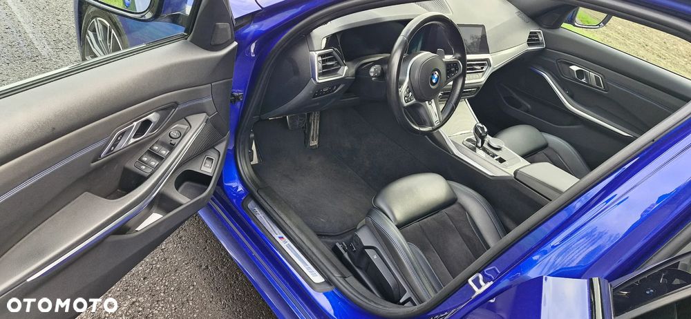 BMW Seria 3 320d Touring xDrive M Sport - 18