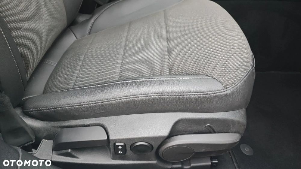 Opel Insignia 1.8 Elegance - 13