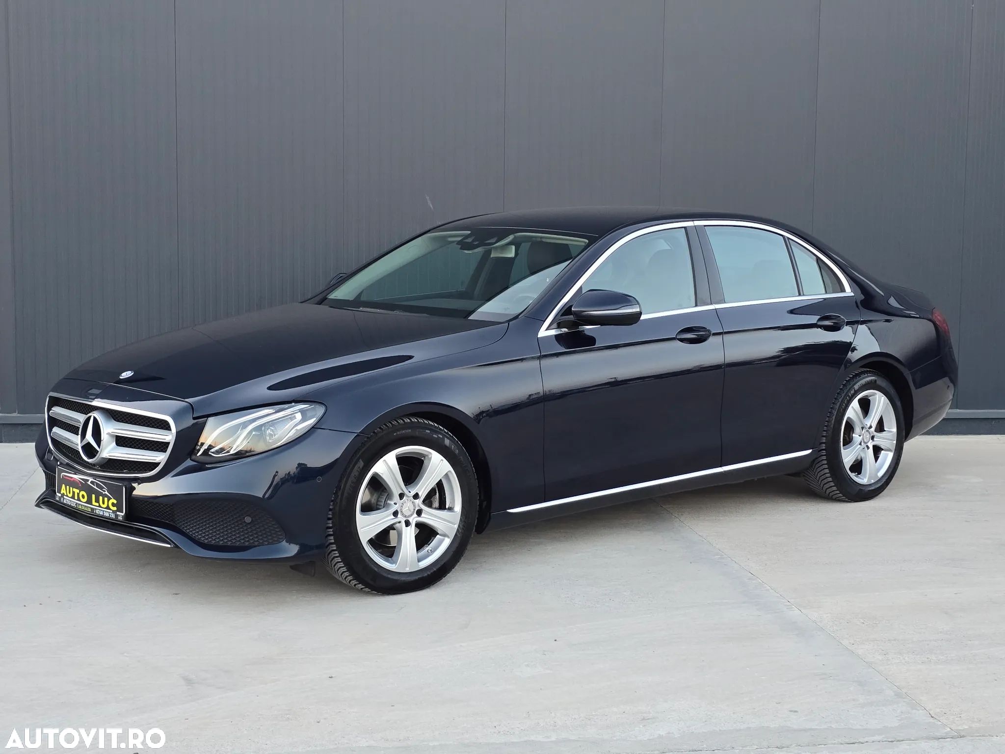 Mercedes-Benz E - 1