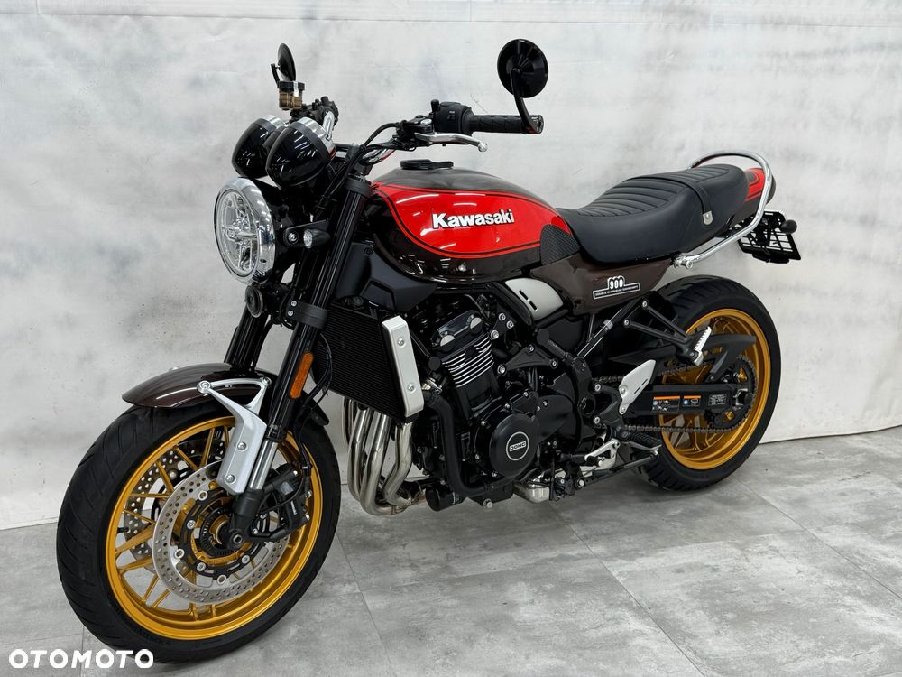 Kawasaki Z 900 RS - 25