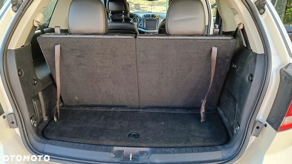 Fiat Freemont 2.0 Multijet 16V DPF Automatik Allrad Black Code - 23