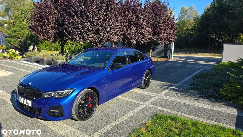 BMW Seria 3 330e xDrive M Sport sport - 3