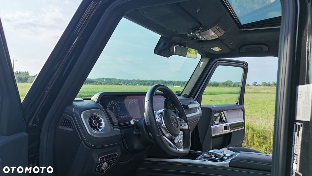 Mercedes-Benz Klasa G 400 d - 21