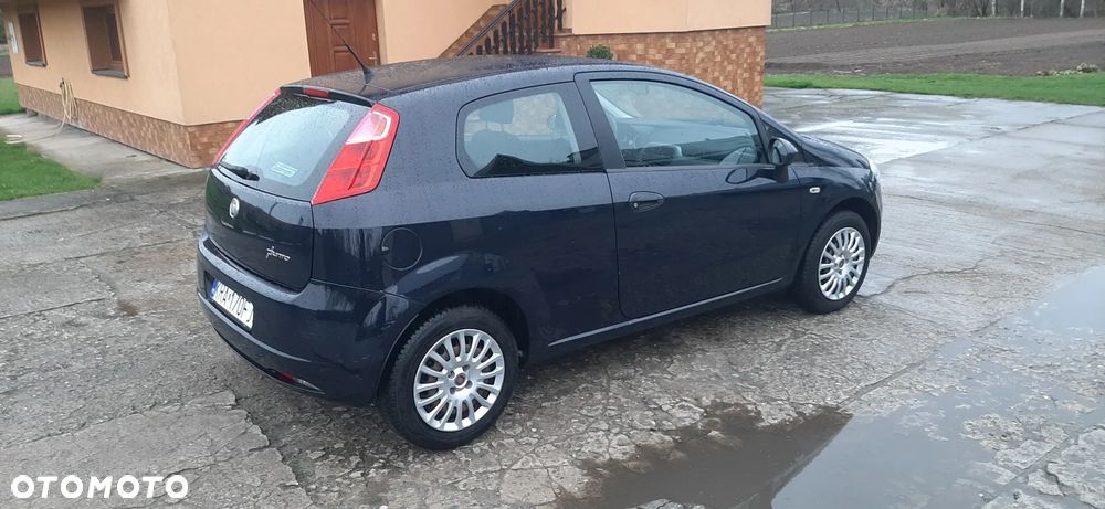 Fiat Grande Punto - 22