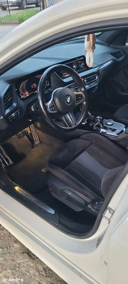 BMW Seria 1 120d M Sport - 8