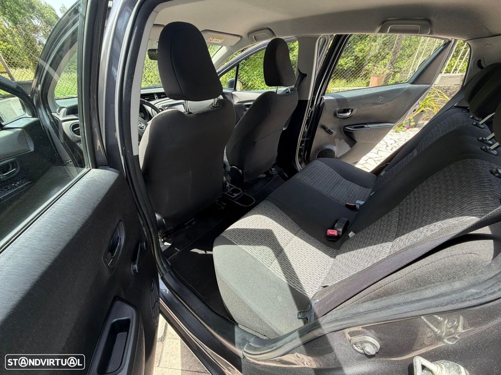 Toyota Yaris 1.0 VVT-i ACtive+AC - 11
