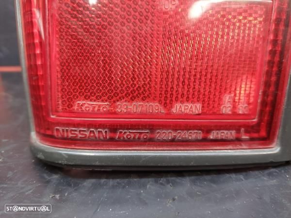 Farolim Stop Esquerdo Nissan Pick Up (D22) - 3