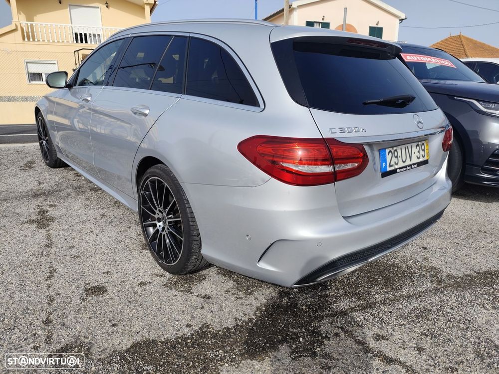 Mercedes-Benz C 300 h AMG Line - 4