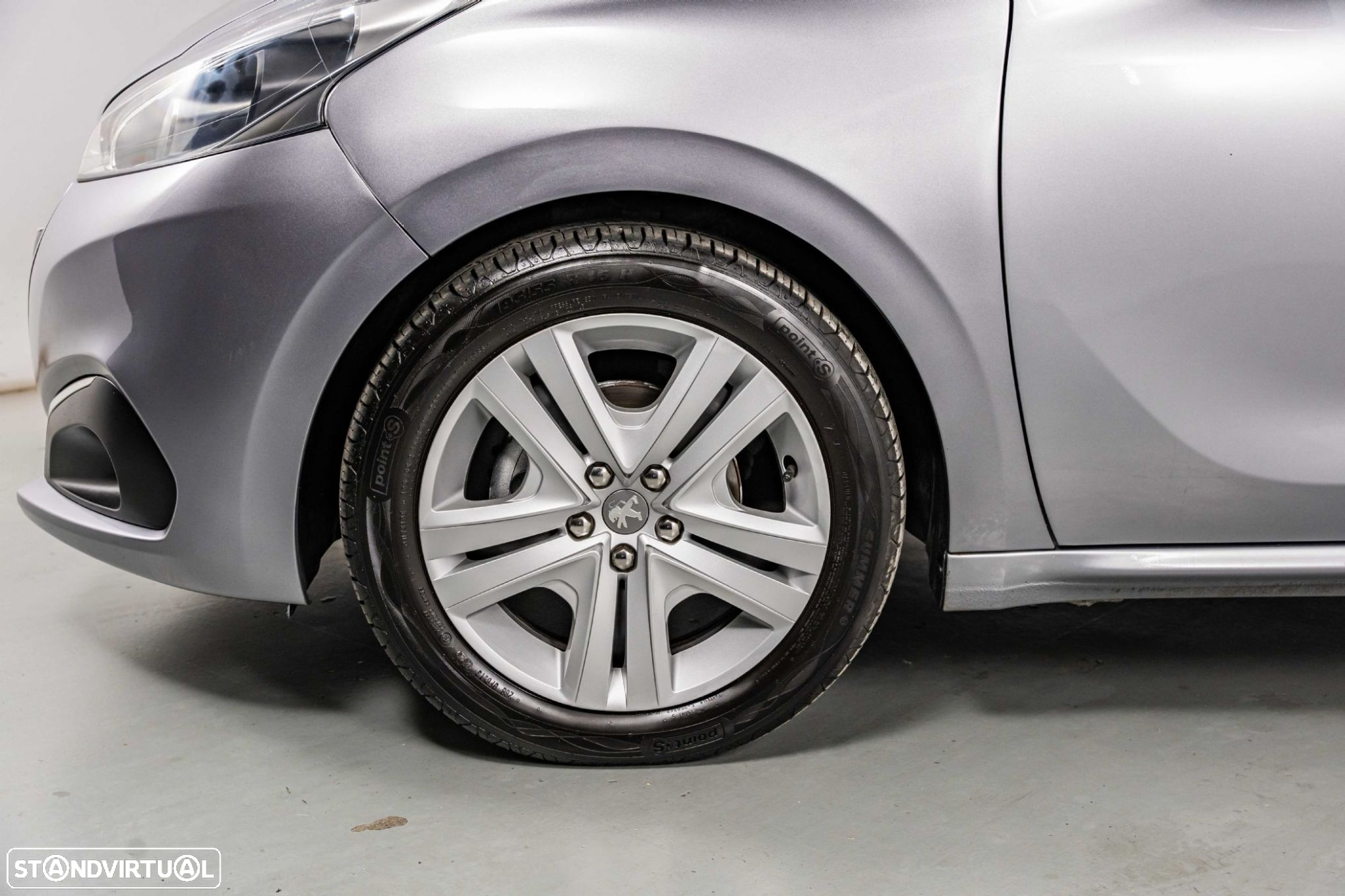 Peugeot 208 1.2 PureTech Signature - 16