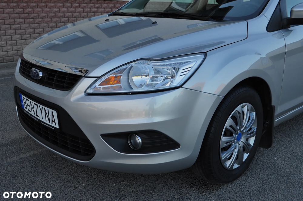 Ford Focus 1.6 Trend + - 28