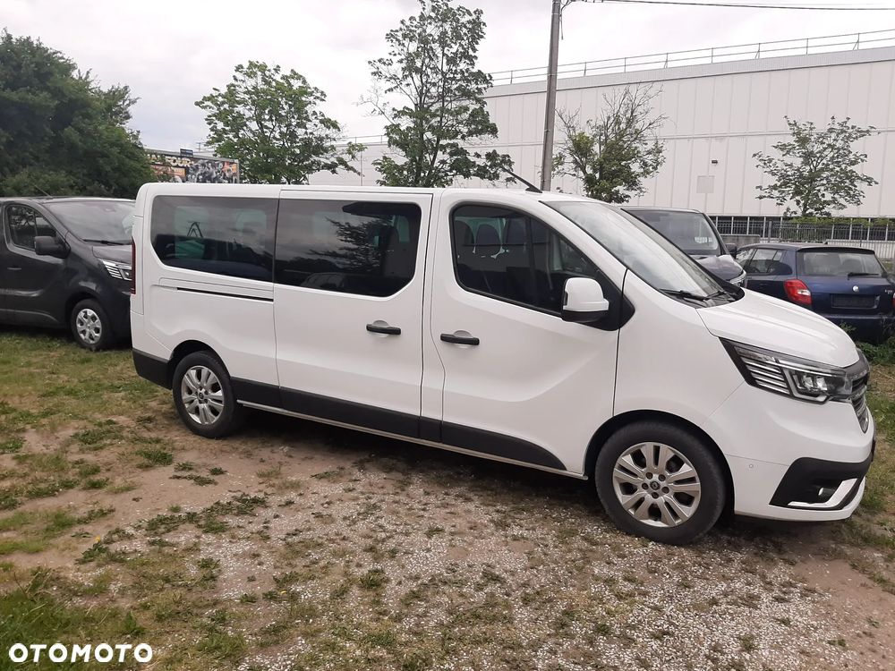 Renault Trafic 2.0 dCi - 28